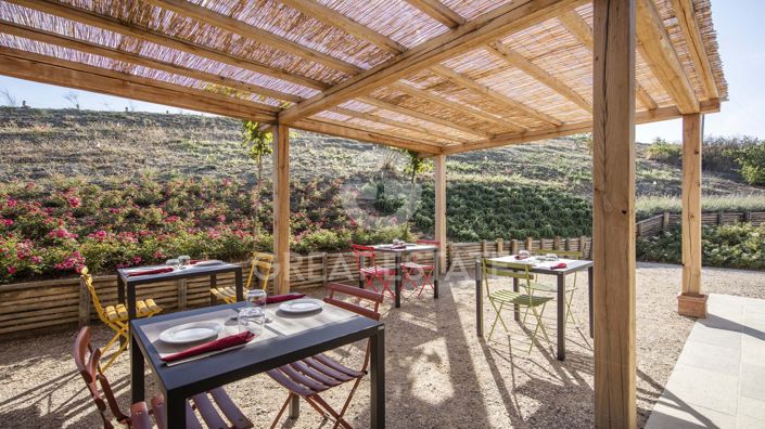 Image No.14-9 Bed Country House for sale