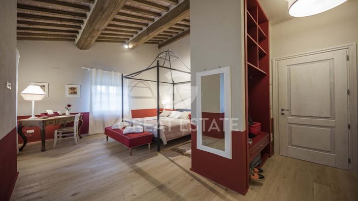 Image No.37-9 Bed Country House for sale