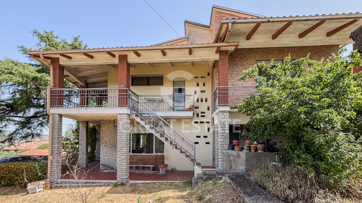 Image No.4-4 Bed Villa for sale