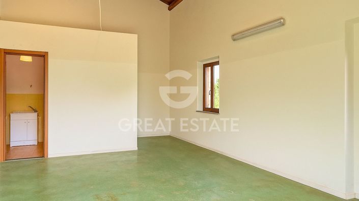 Image No.18-2 Bed Country House for sale