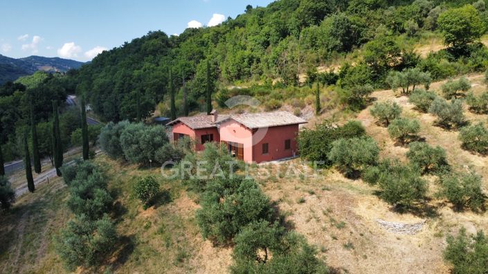 Image No.21-2 Bed Country House for sale