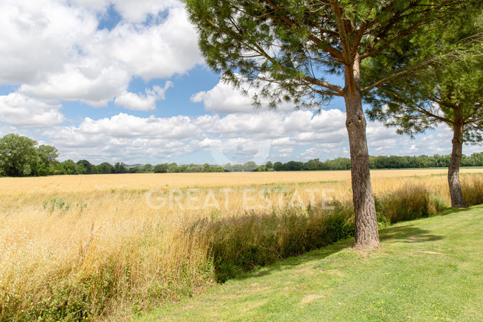 Image No.47-18 Bed Country House for sale