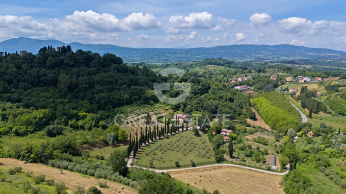 Image No.15-4 Bed Country House for sale