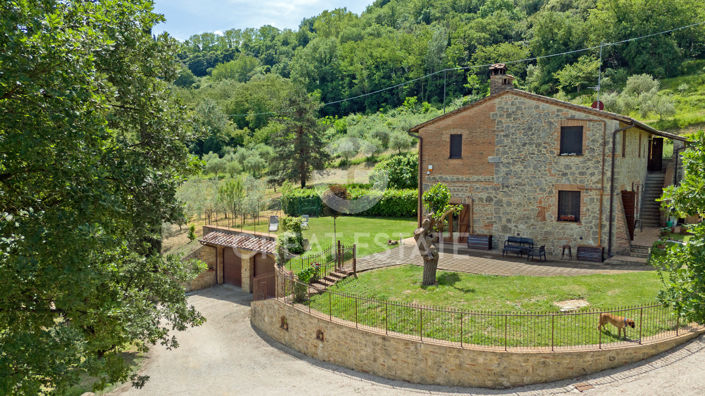 Image No.16-4 Bed Country House for sale