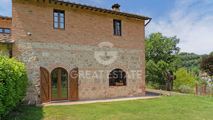 Image No.24-4 Bed Country House for sale