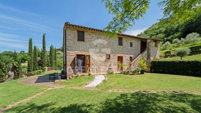 Image No.29-4 Bed Country House for sale