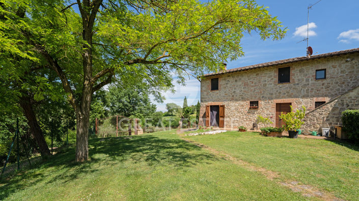 Image No.30-4 Bed Country House for sale