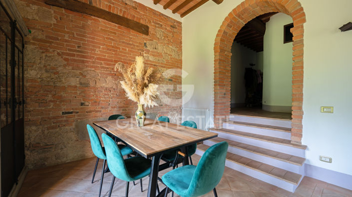 Image No.31-4 Bed Country House for sale