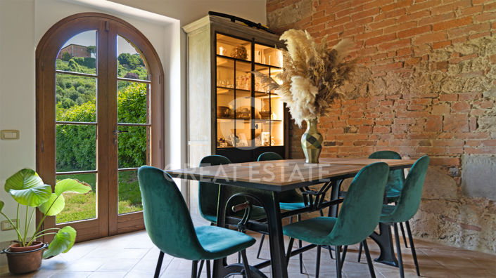 Image No.33-4 Bed Country House for sale