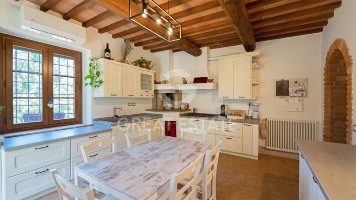 Image No.37-4 Bed Country House for sale