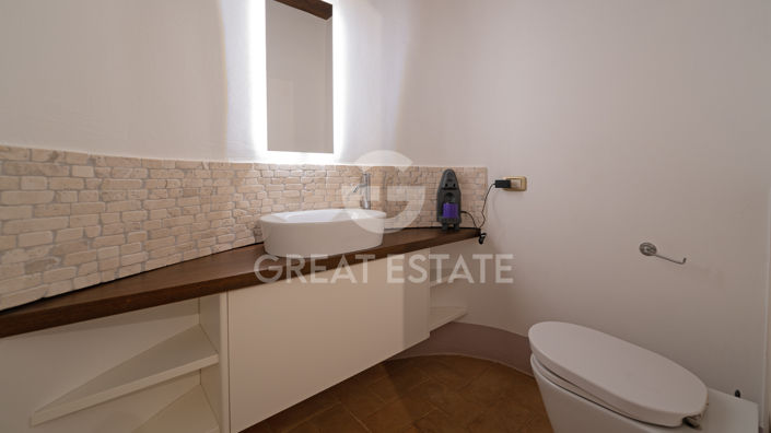 Image No.41-4 Bed Country House for sale