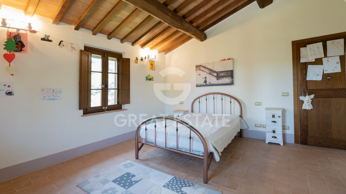 Image No.49-4 Bed Country House for sale