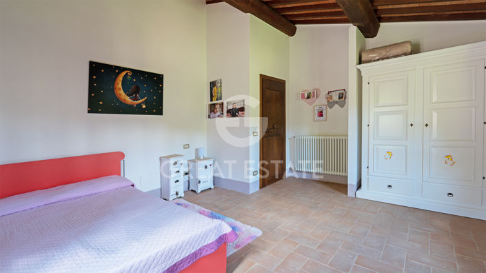 Image No.51-4 Bed Country House for sale