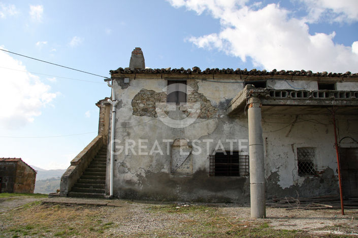 Image No.7-5 Bed Country House for sale