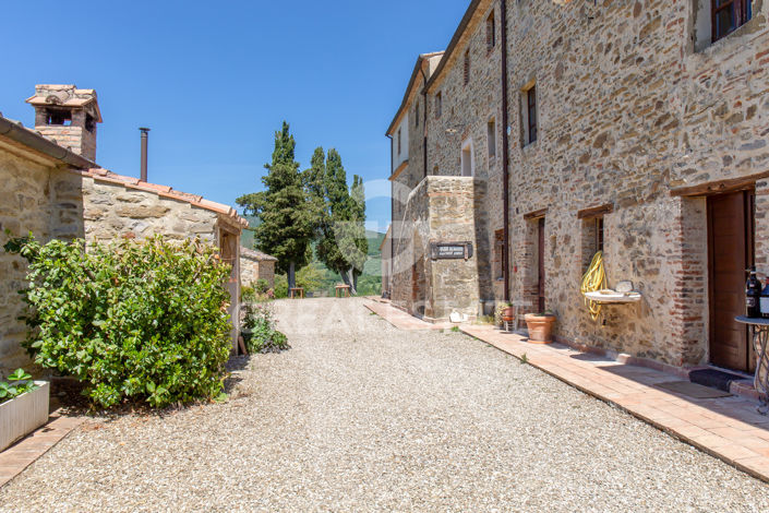 Image No.10-Châteaux de 14 chambres à vendre à Pérouse