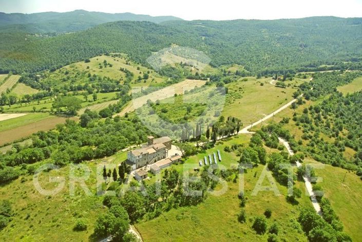 Image No.21-Châteaux de 14 chambres à vendre à Pérouse