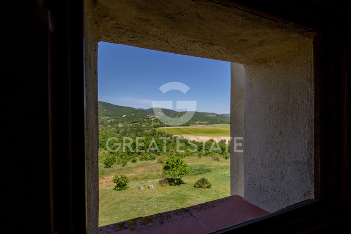 Image No.44-Châteaux de 14 chambres à vendre à Pérouse