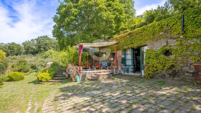 Image No.23-3 Bed Country House for sale