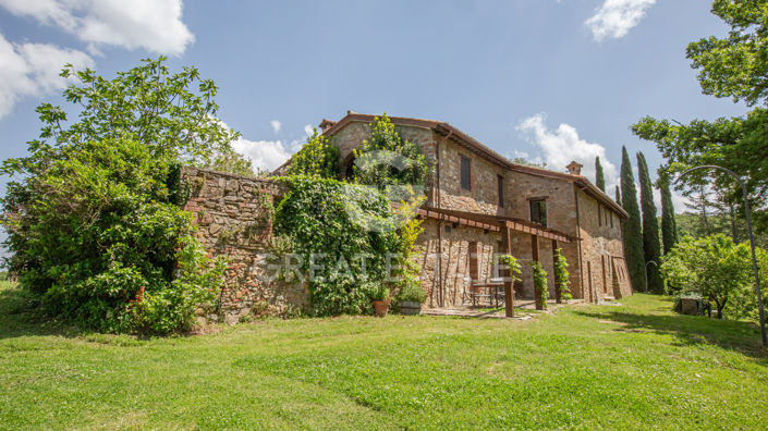 Image No.12-11 Bed Country House for sale