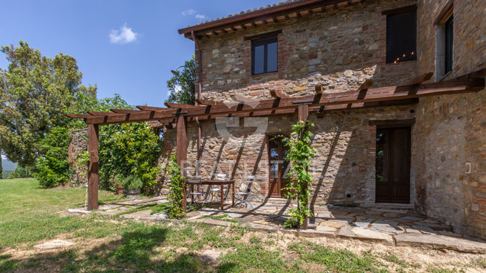 Image No.13-11 Bed Country House for sale