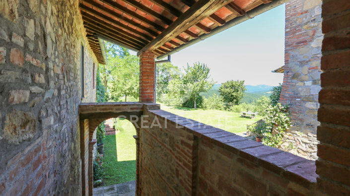 Image No.19-11 Bed Country House for sale