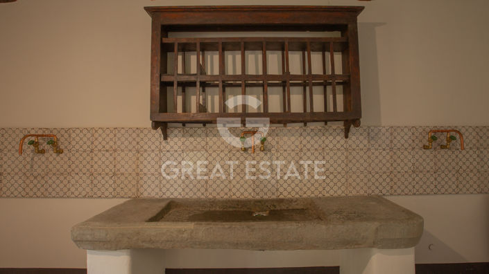 Image No.37-11 Bed Country House for sale