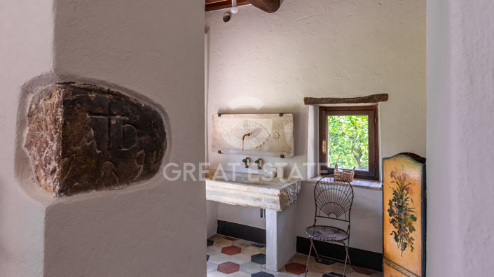 Image No.39-11 Bed Country House for sale