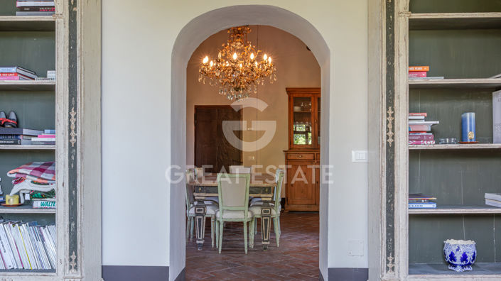 Image No.44-11 Bed Country House for sale