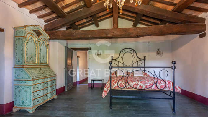 Image No.48-11 Bed Country House for sale