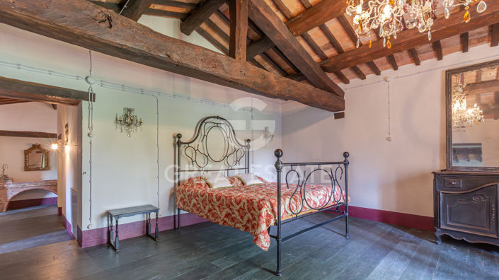 Image No.50-11 Bed Country House for sale