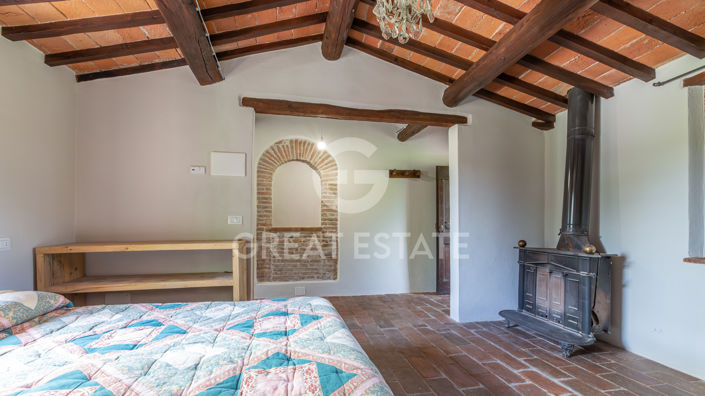 Image No.56-11 Bed Country House for sale