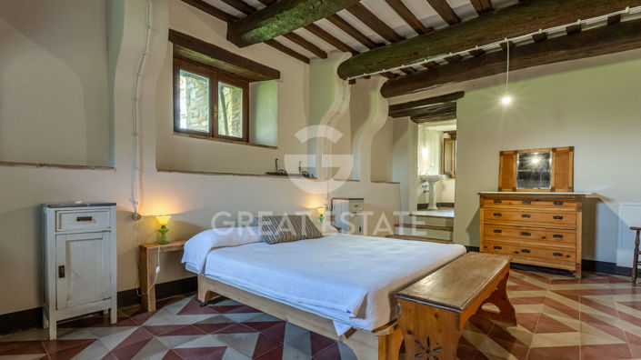 Image No.59-11 Bed Country House for sale