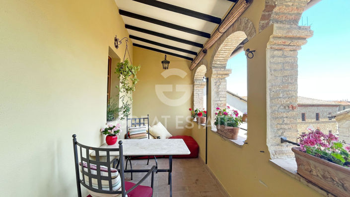 Image No.2-1 Bed Property for sale