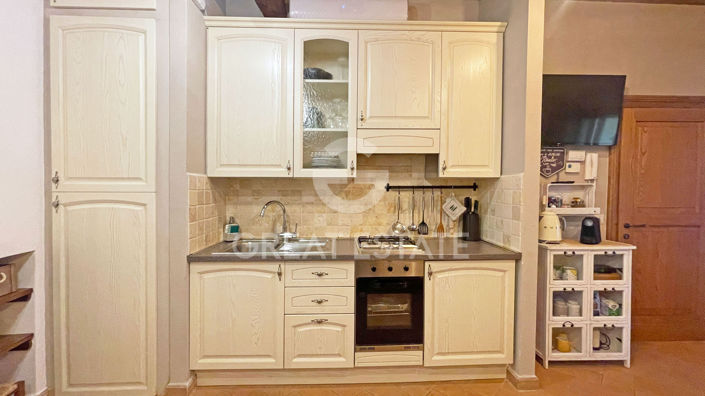 Image No.11-1 Bed Property for sale