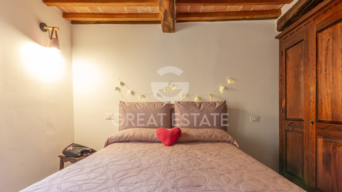 Image No.19-2 Bed Property for sale