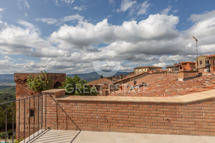 Image No.26-2 Bed Property for sale