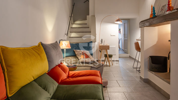 Image No.6-2 Bed Property for sale