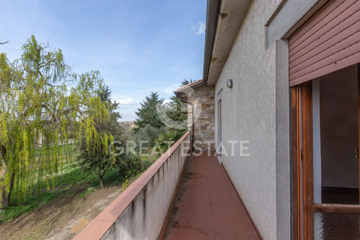 Image No.12-4 Bed Country House for sale