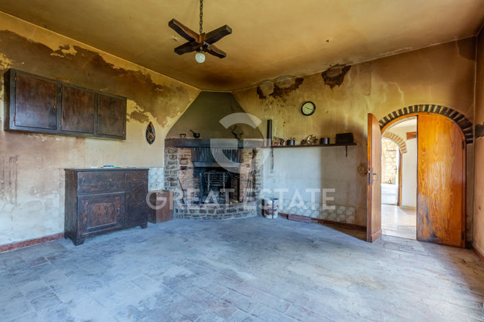 Image No.29-4 Bed Country House for sale