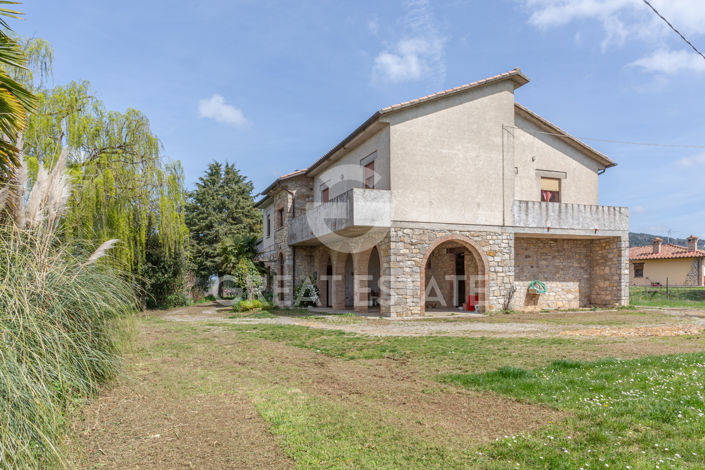 Image No.9-4 Bed Country House for sale