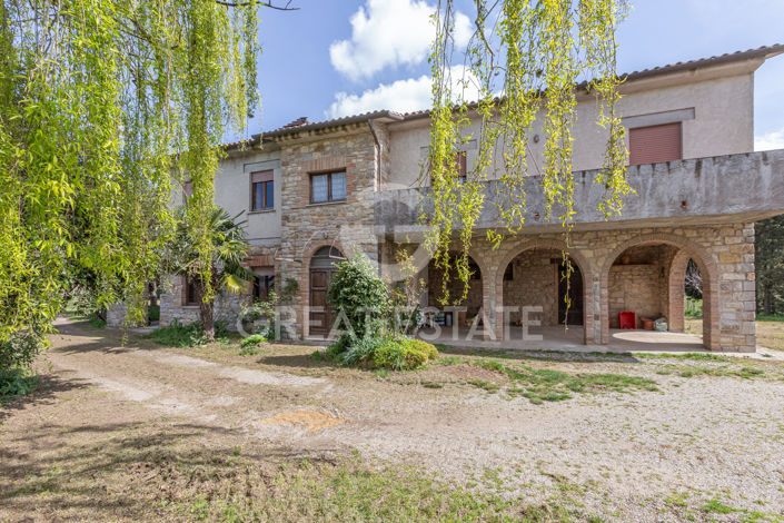 Image No.10-4 Bed Country House for sale