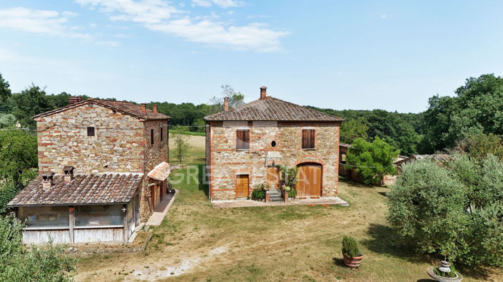 Image No.2-6 Bed Country House for sale