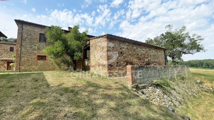 Image No.18-6 Bed Country House for sale