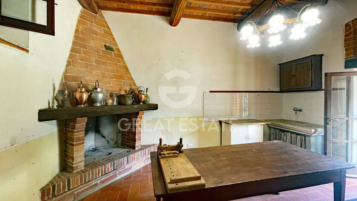 Image No.6-6 Bed Country House for sale