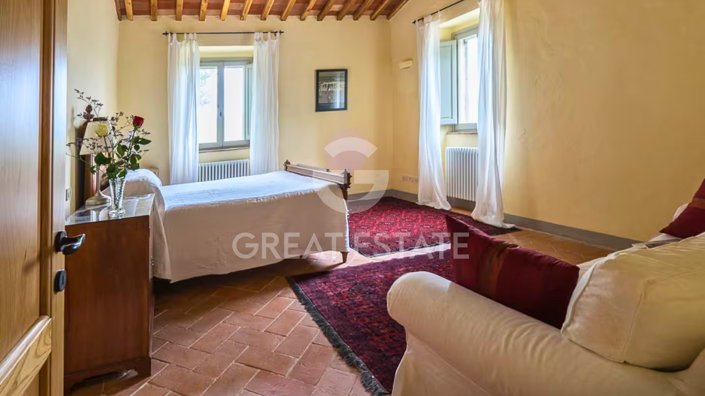 Image No.23-Maison de campagne de 5 chambres à vendre à Gubbio