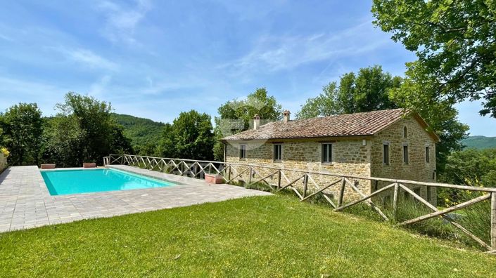 Image No.4-Maison de campagne de 5 chambres à vendre à Gubbio