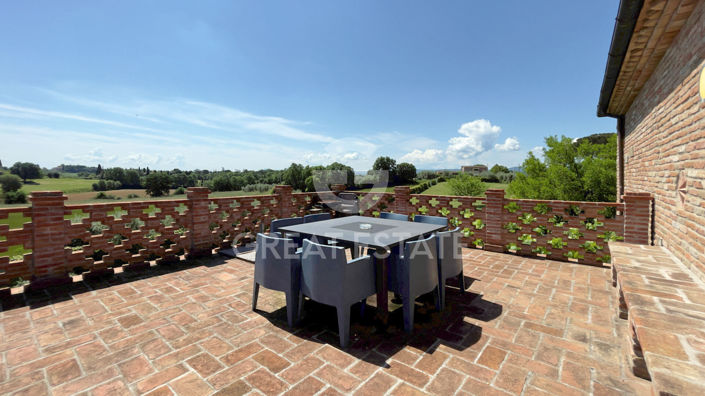 Image No.14-4 Bed Country House for sale