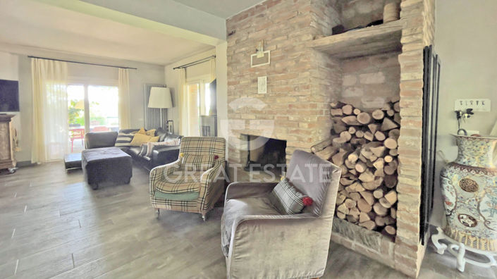 Image No.3-4 Bed Country House for sale