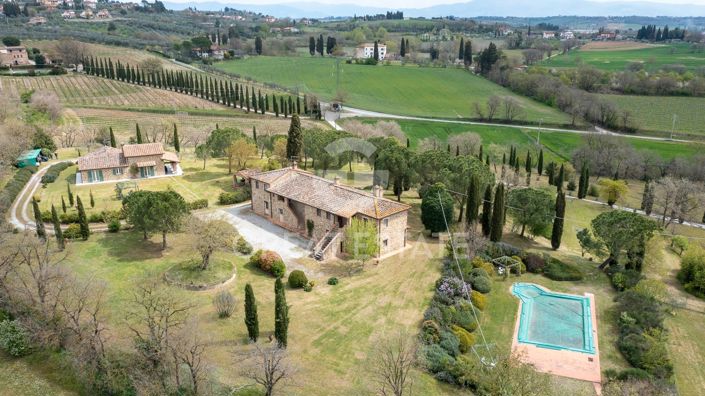 Image No.10-12 Bed Country House for sale