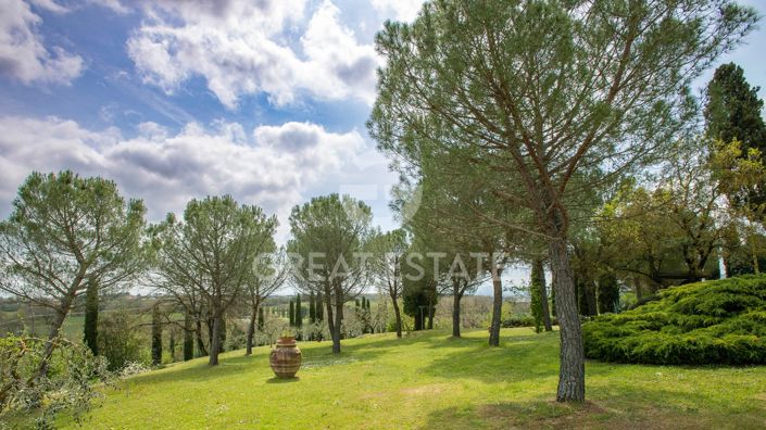 Image No.35-12 Bed Country House for sale